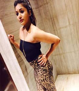 female-massage-therapist-madhapur-10 slim body escorts girls